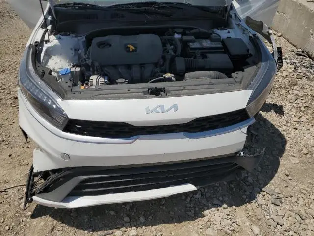 2024 KIA FORTE LX  