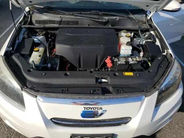 2014 TOYOTA RAV4 EV   