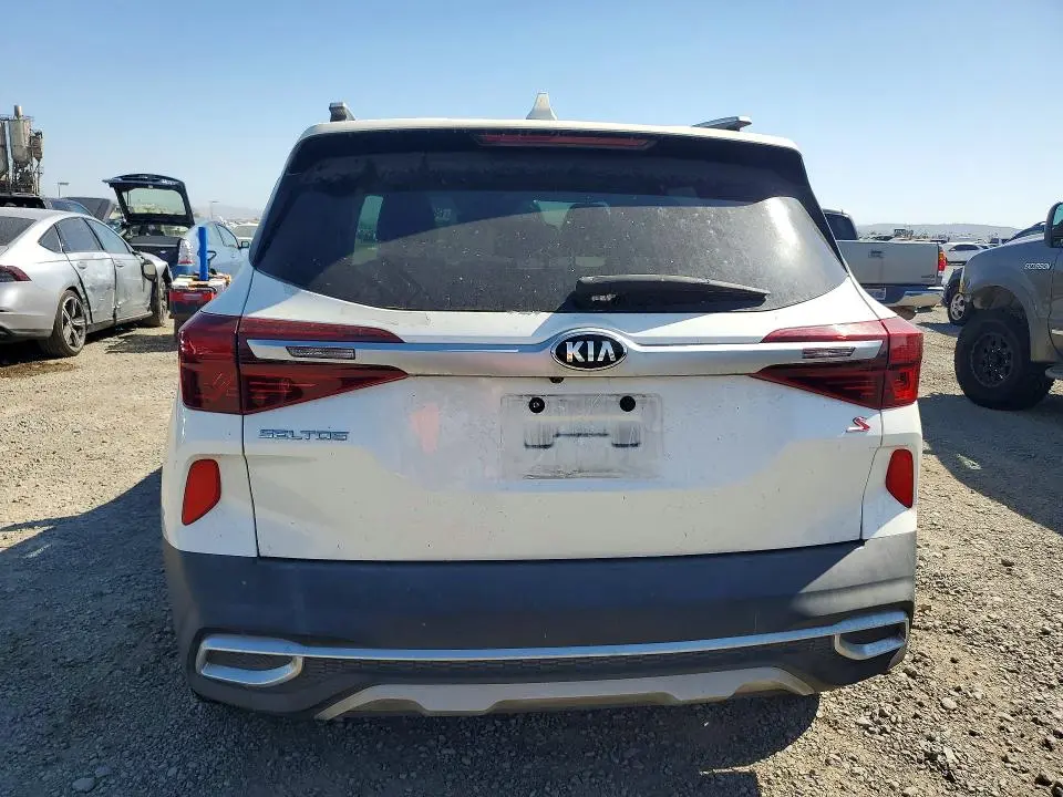 2021 KIA SELTOS S  