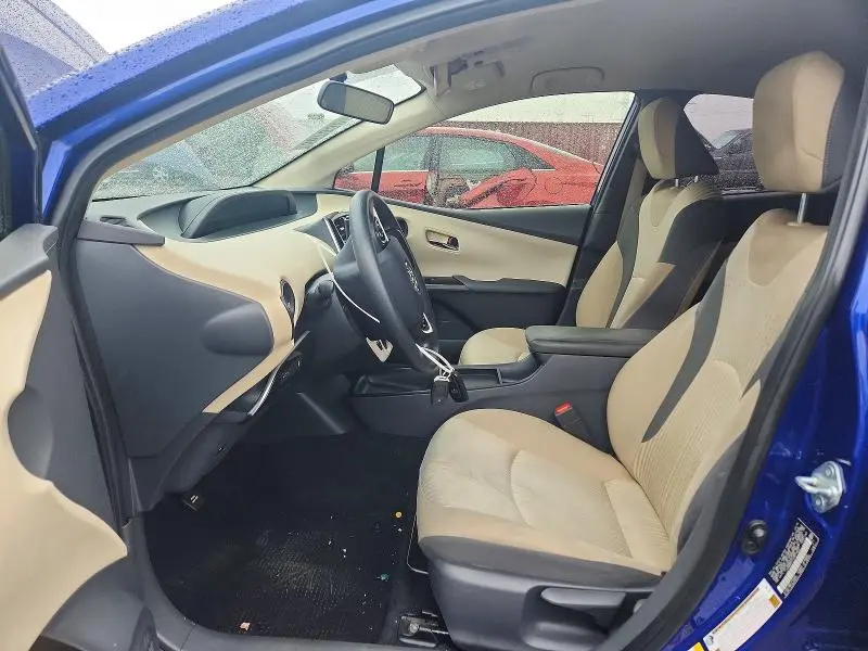 2016 TOYOTA PRIUS TWO  