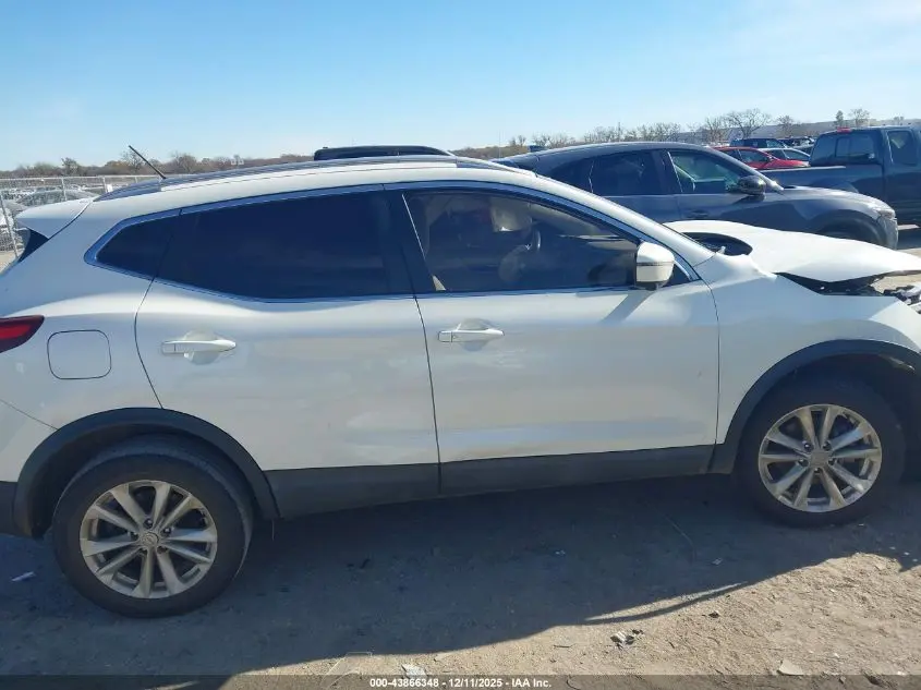 2018 NISSAN ROGUE SPORT SV