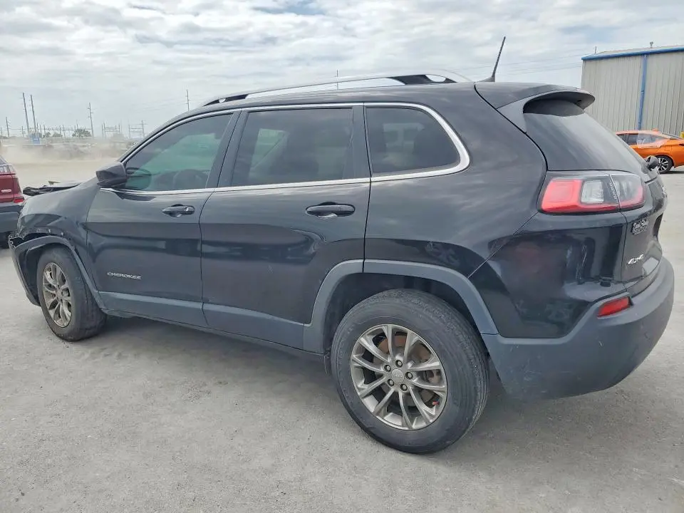2020 JEEP CHEROKEE LATITUDE PLUS  