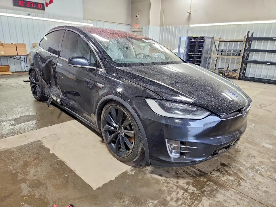 2016 TESLA MODEL X   
