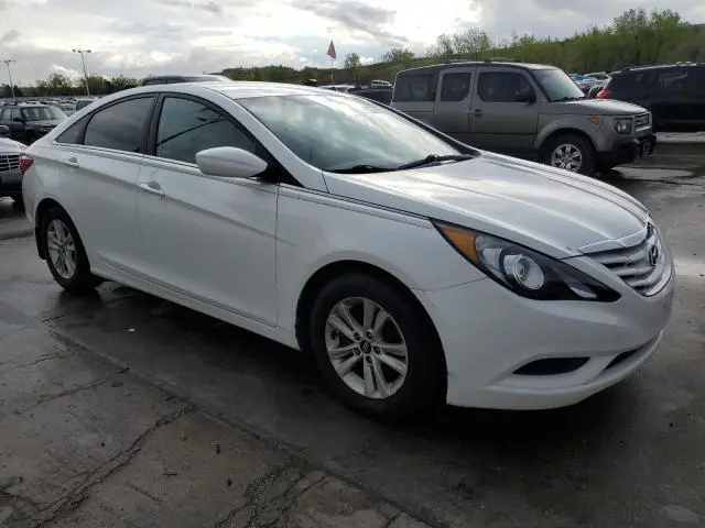 2012 HYUNDAI SONATA GLS  