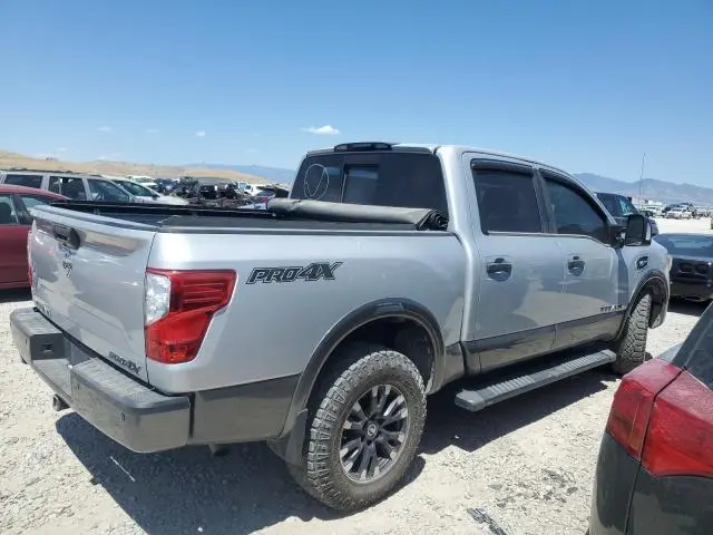 2017 NISSAN TITAN SV  