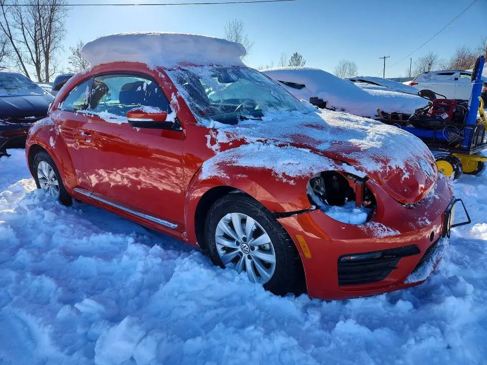 2019 VOLKSWAGEN BEETLE S  