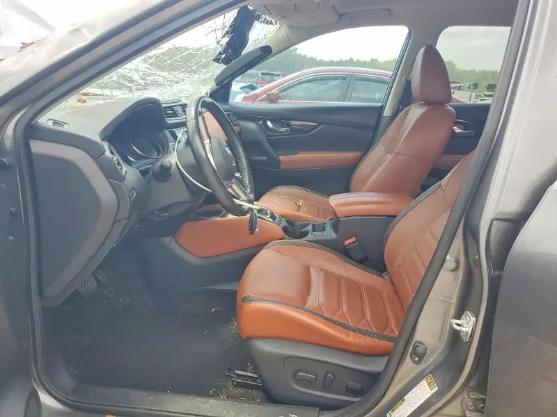2018 NISSAN ROGUE SL  