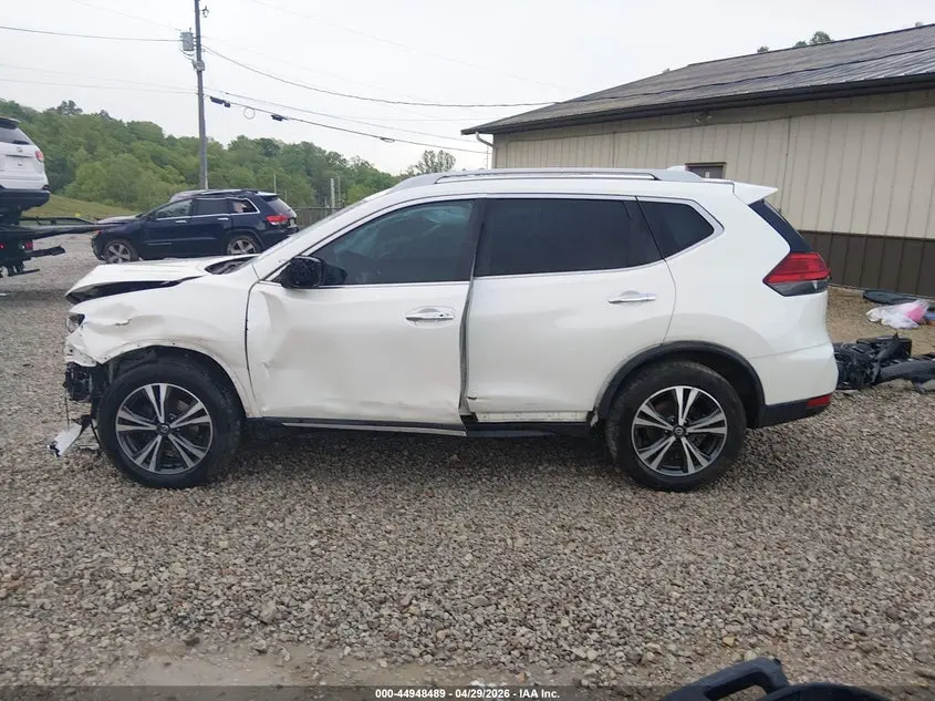 2017 NISSAN ROGUE SL