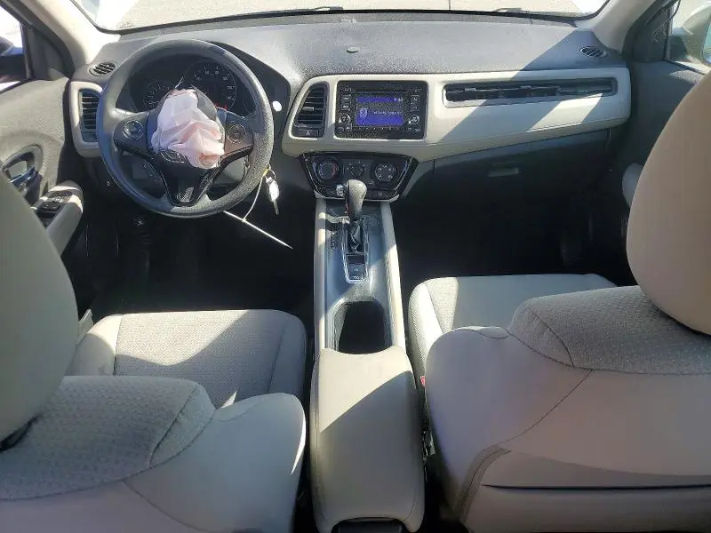 2022 HONDA HR-V LX  