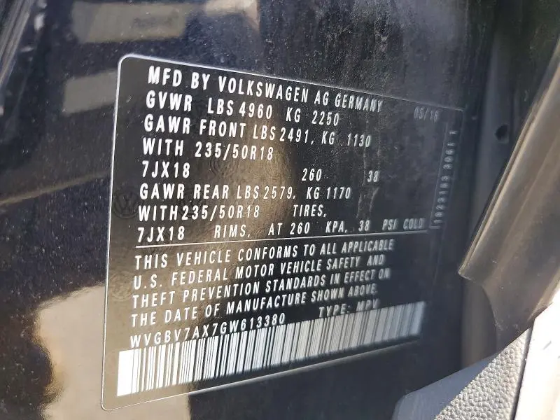 2016 VOLKSWAGEN TIGUAN S  