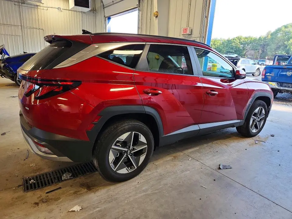 2025 HYUNDAI TUCSON SEL  