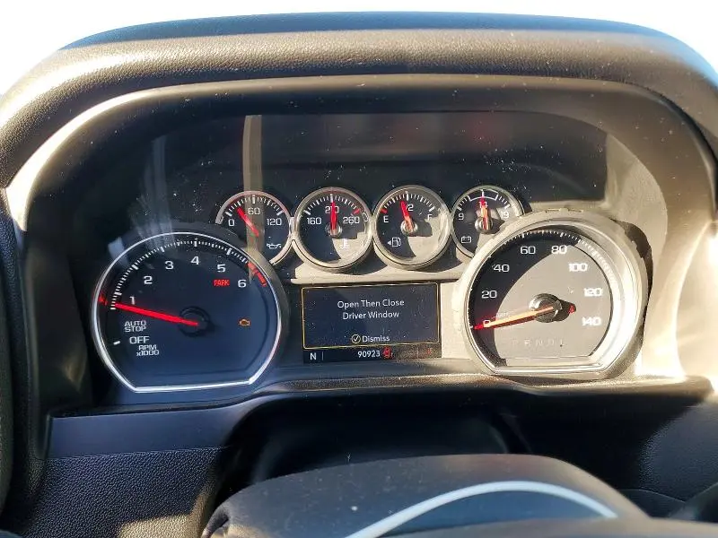 2020 CHEVROLET SILVERADO C1500 LT  