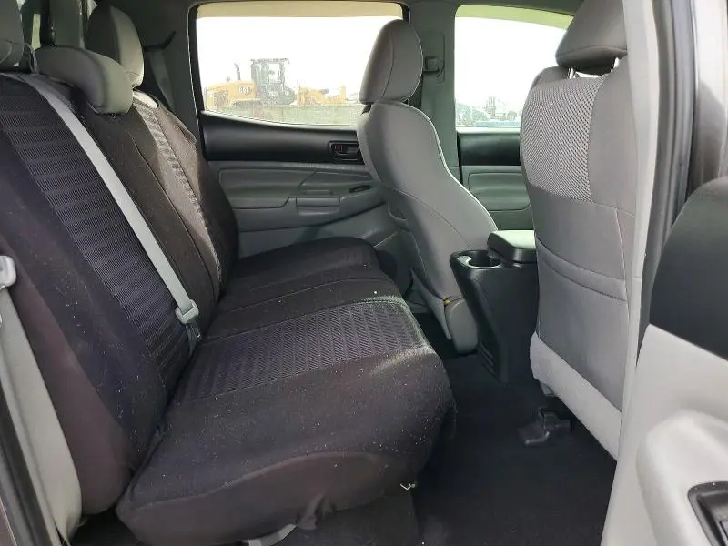 2013 TOYOTA TACOMA V6  