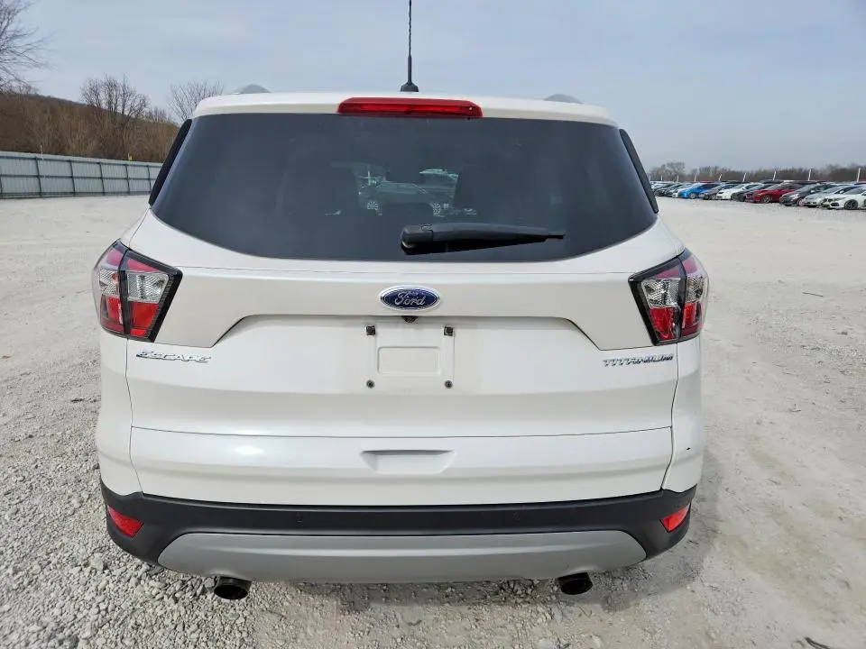 2017 FORD ESCAPE TITANIUM  