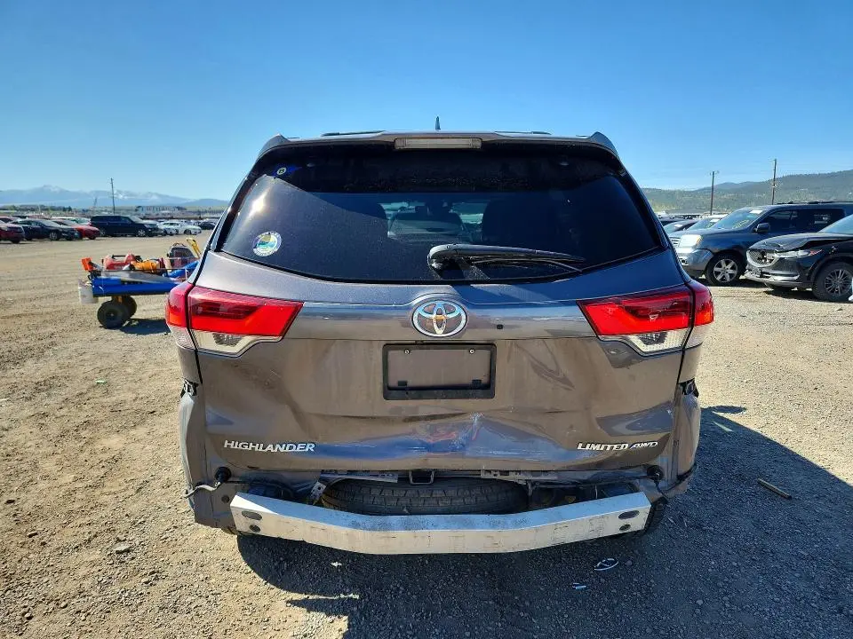 2019 TOYOTA HIGHLANDER LIMITED PLATINUM  