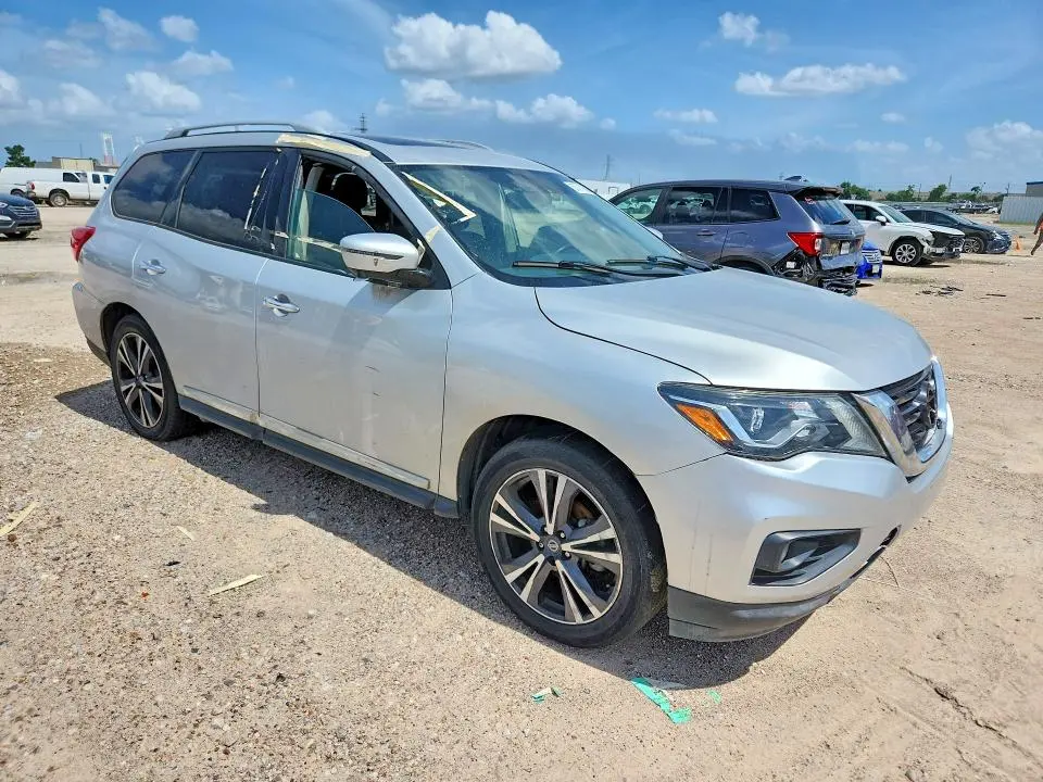 2020 NISSAN PATHFINDER PLATINUM  