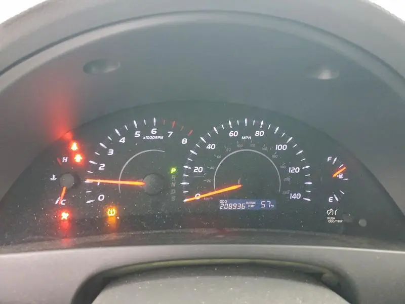 2011 TOYOTA CAMRY BASE  