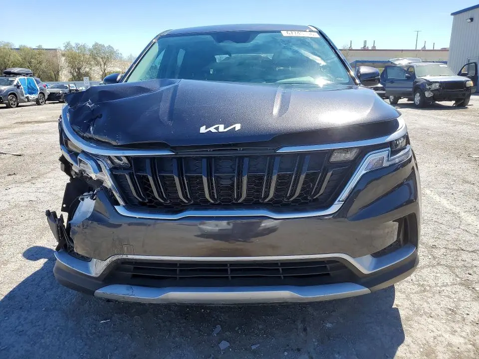 2024 KIA CARNIVAL LX  
