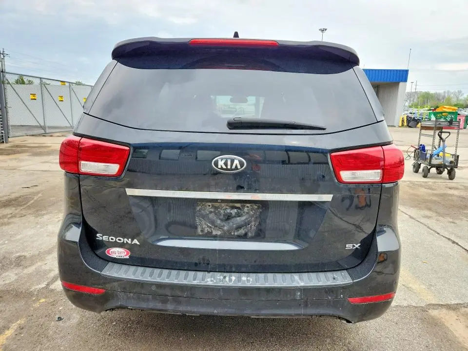 2016 KIA SEDONA SX  