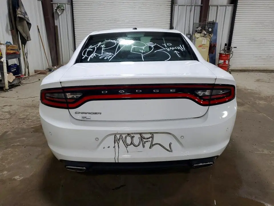 2015 DODGE CHARGER SE  