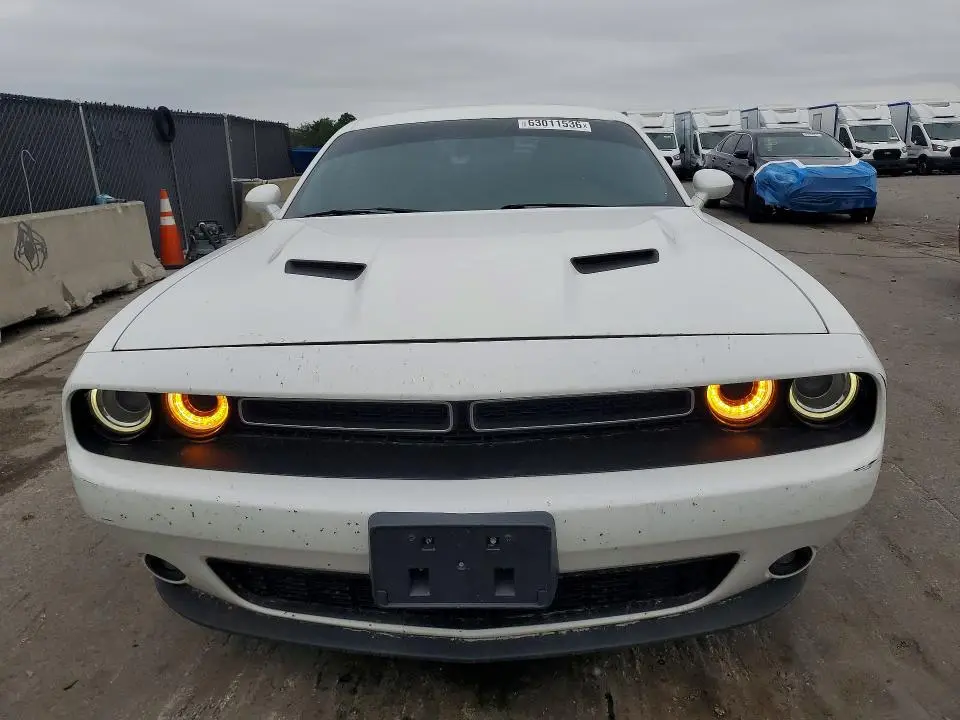 2018 DODGE CHALLENGER SXT  