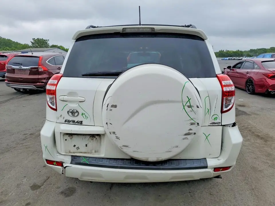 2012 TOYOTA RAV4 BASE  