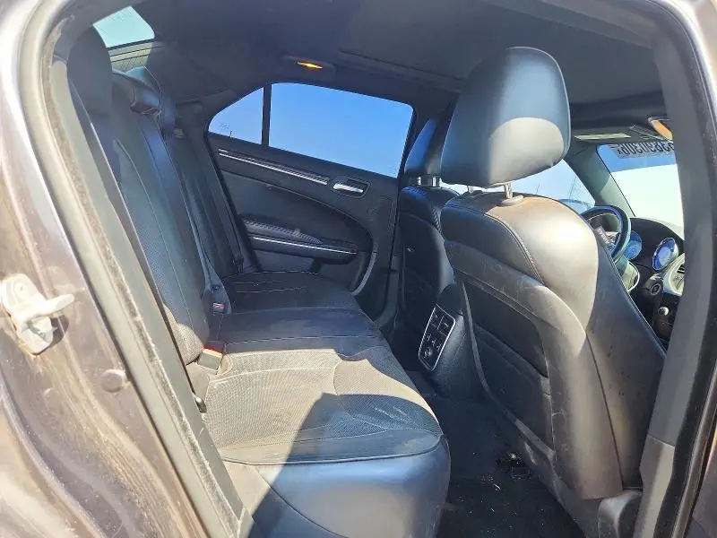 2014 CHRYSLER 300C   