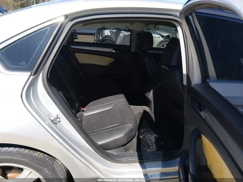 2015 VOLKSWAGEN PASSAT 1.8T LIMITED EDITION