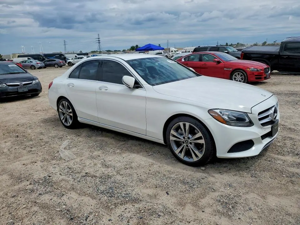 2017 MERCEDES-BENZ C 300  