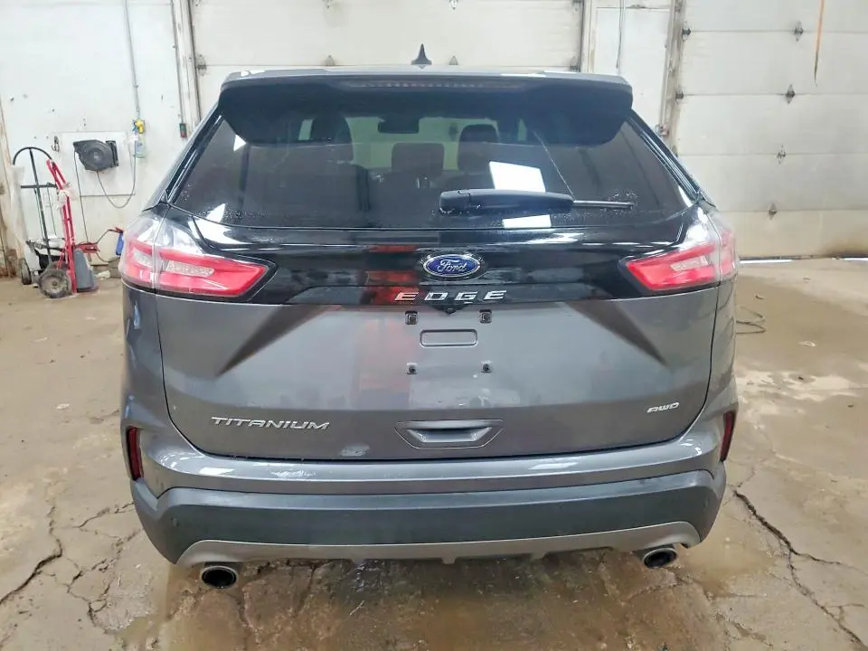 2023 FORD EDGE TITANIUM  