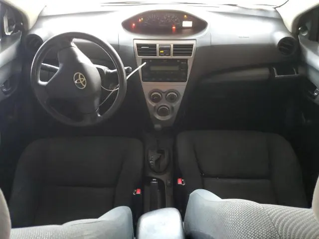 2011 TOYOTA YARIS   