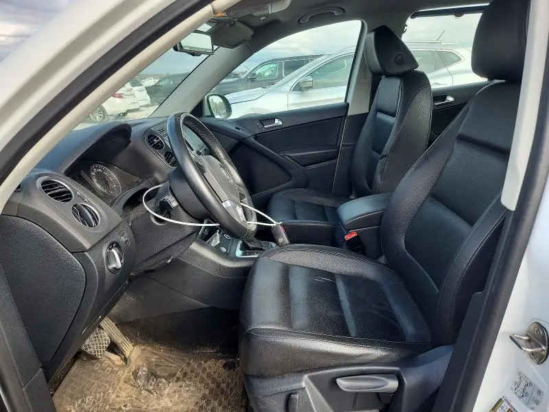 2016 VOLKSWAGEN TIGUAN S  