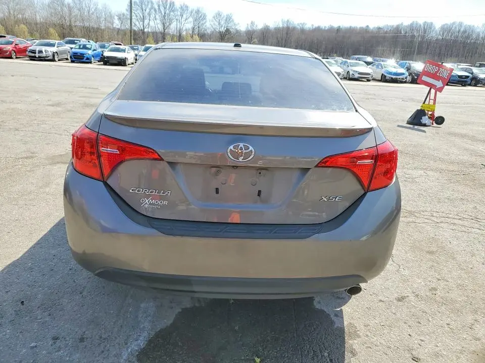 2018 TOYOTA COROLLA XSE  