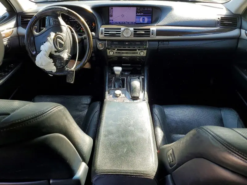 2013 LEXUS LS 460  