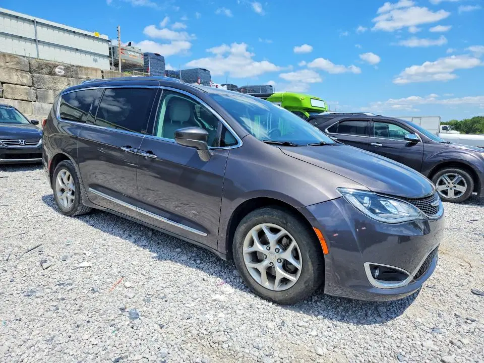 2019 CHRYSLER PACIFICA TOURING L PLUS  