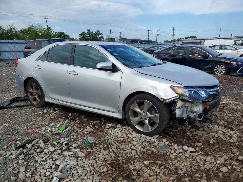 2014 TOYOTA CAMRY SE SPORT  