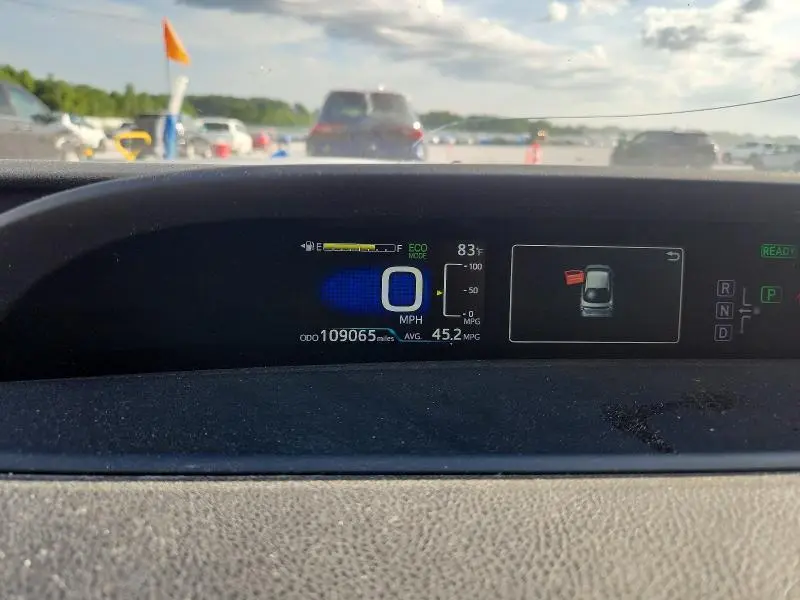 2017 TOYOTA PRIUS THREE  