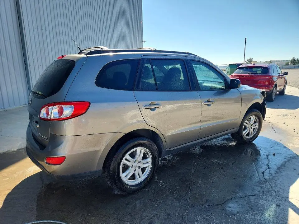 2011 HYUNDAI SANTA FE GLS  