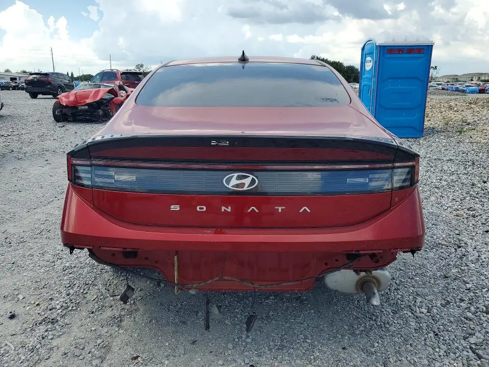 2026 HYUNDAI SONATA SE  