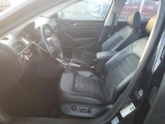 2013 VOLKSWAGEN PASSAT SEL  