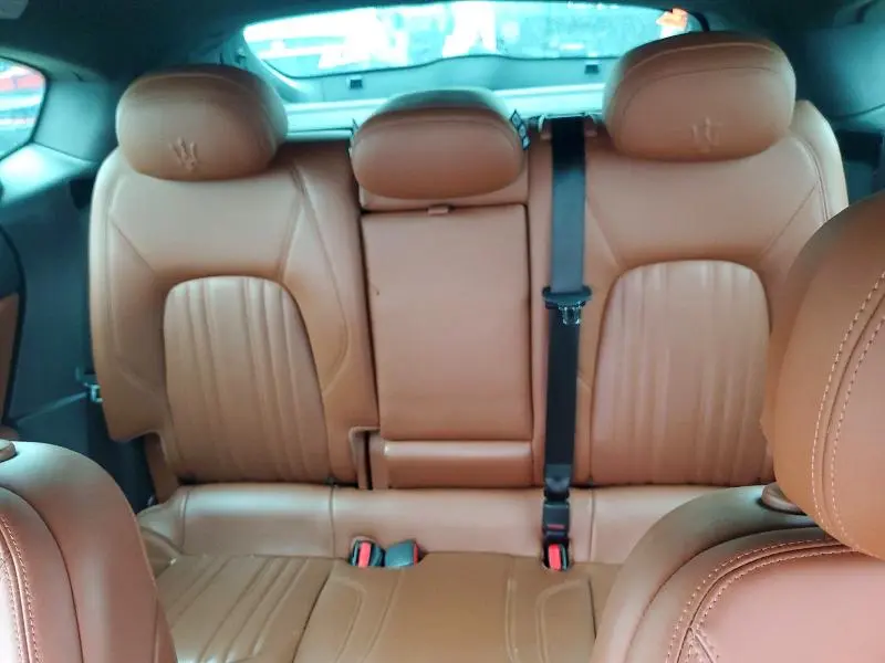2017 MASERATI LEVANTE S LUXURY  
