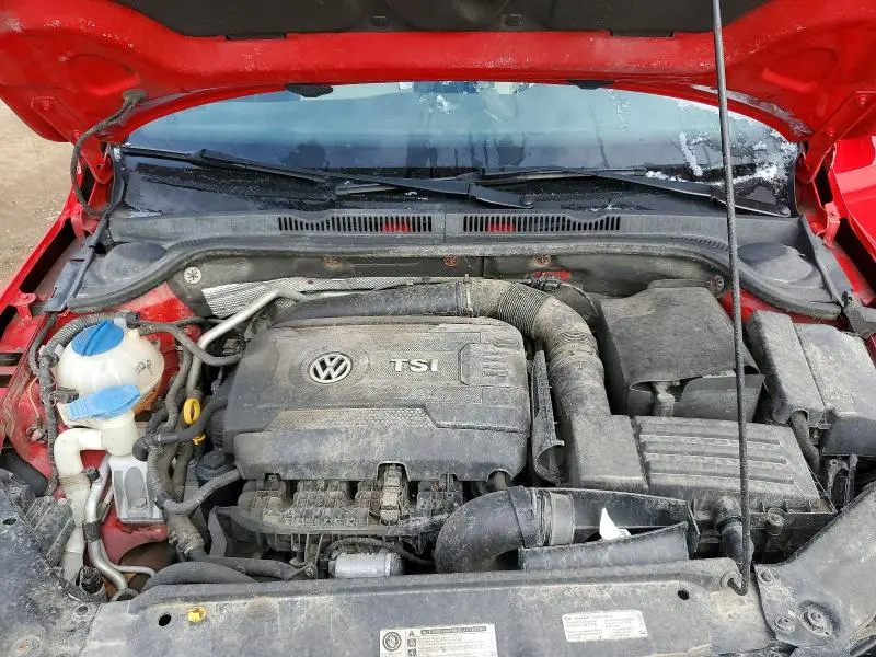 2017 VOLKSWAGEN JETTA SPORT  