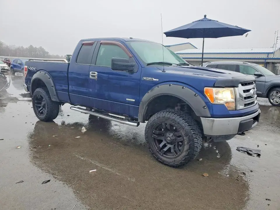 2011 FORD F150 SUPER CAB  
