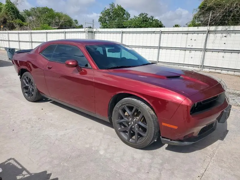 2022 DODGE CHALLENGER SXT  