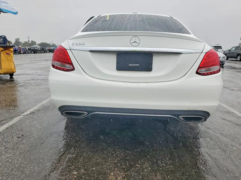 2017 MERCEDES-BENZ C 300  