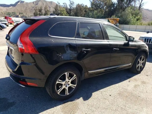 2015 VOLVO XC60 T6 PREMIER  