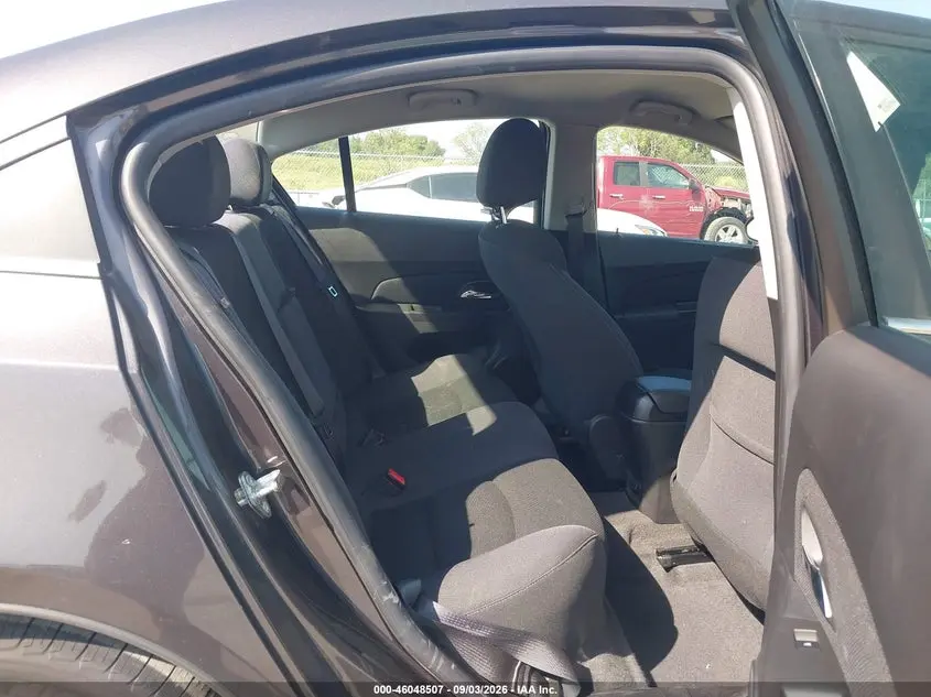 2015 CHEVROLET CRUZE 1LT AUTO