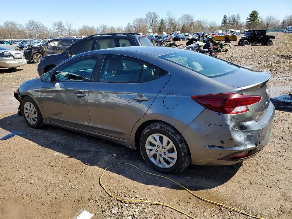 2019 HYUNDAI ELANTRA SE  