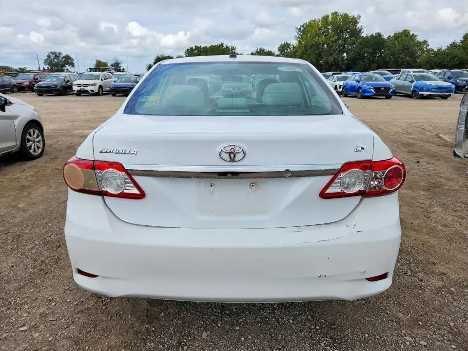 2011 TOYOTA COROLLA LE  