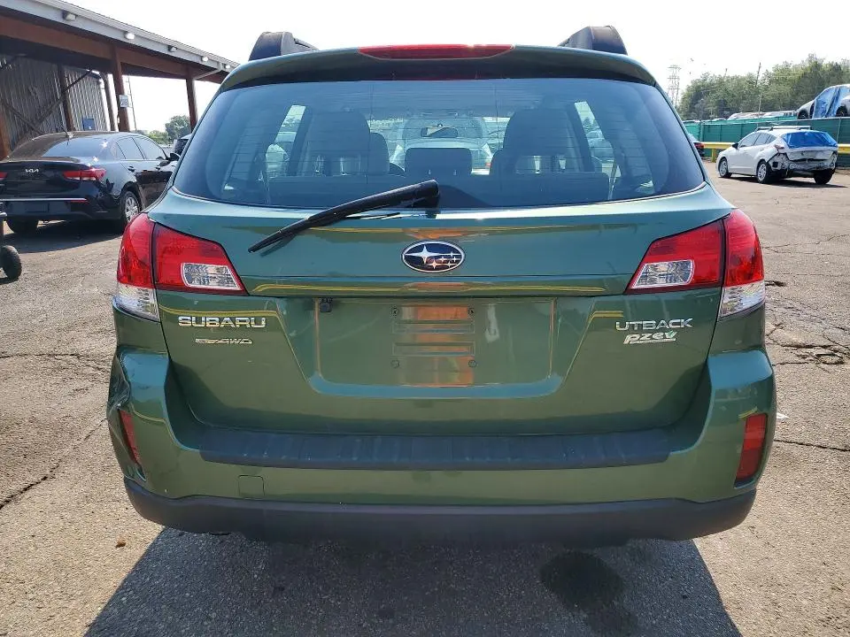 2011 SUBARU OUTBACK 2.5I  